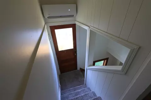 Entry Way - 710 N Broad, Adrian, MI 49221 photo 5 of 6