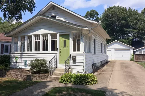 1321 Howland, Kalamazoo, MI 49001