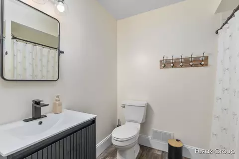 Bath - 4113 Meyer, Hamilton, MI 49419 photo 2 of 2