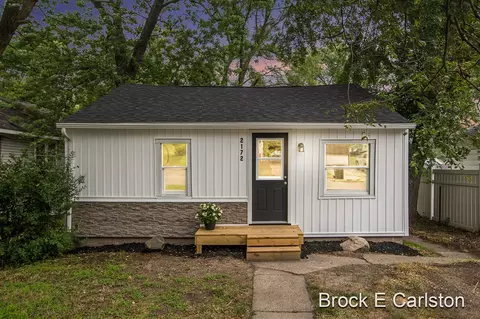 2172 Kinsey, Muskegon, MI 49441