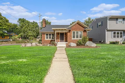 2060 Swensberg, Grand Rapids, MI 49505