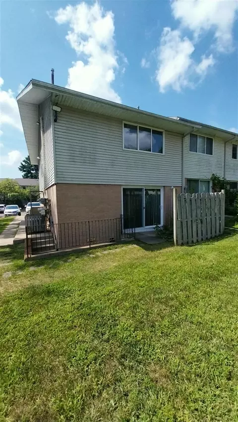 3403 Kenbrooke, Kalamazoo, MI 49006