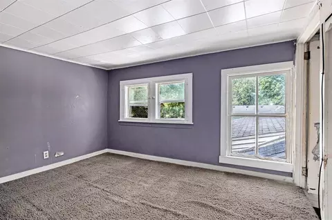 Bedroom - 75 Parsonage, Saranac, MI 48881 photo 4 of 7