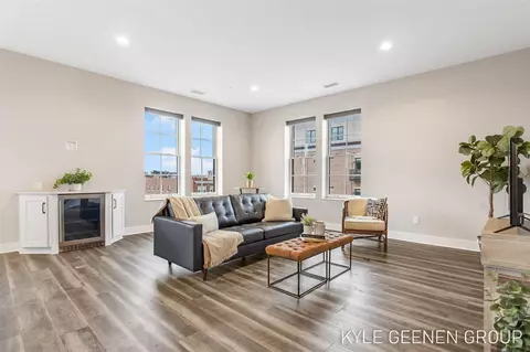 Living - 50 W 8th #403, Holland, MI 49423 photo 1 of 3