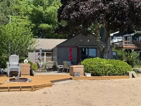 10139 S Lakeside Rdg, Baldwin, MI 49304