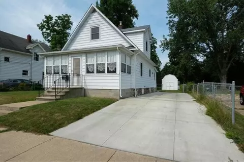 264 Riverside, Battle Creek, MI 49015