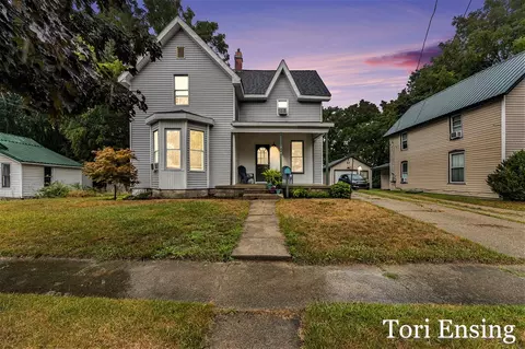 214 W Montcalm, Greenville, MI 48838