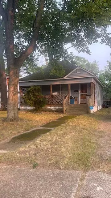 15 E Lincoln, Muskegon Heights, MI 49444