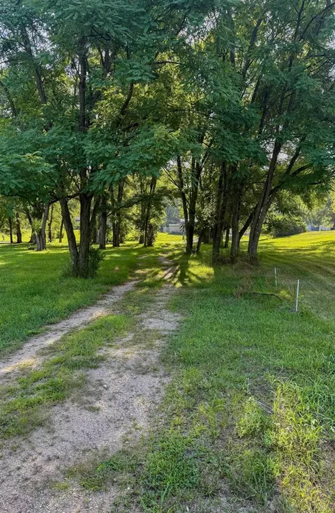 0 S Sutton, Jackson, MI 49203 photo 2