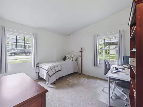 Bedroom - 430 2nd, Manistee, MI 49660 photo 4 of 6