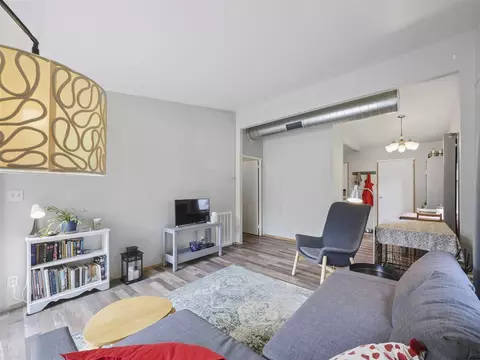 Living - 430 2nd, Manistee, MI 49660 photo 3 of 3