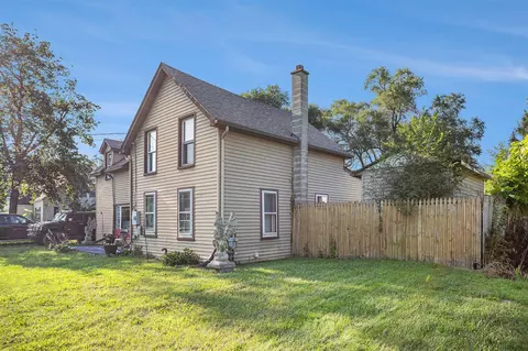 Exterior - 127 E Jackson, Mendon, MI 49072 photo 2 of 5