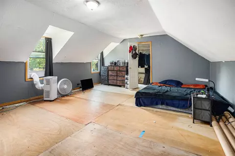 Bedroom - 127 E Jackson, Mendon, MI 49072 photo 4 of 5