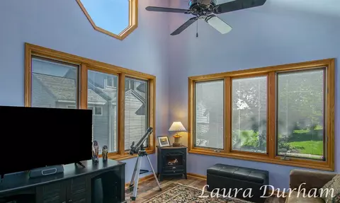 Living - 342 A Mariners Cv, Douglas, MI 49406 photo 6 of 7