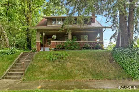 400 Curtis, Grand Rapids, MI 49505
