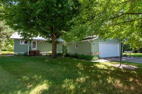 930 N Meadowbrook, White Cloud, MI 49349