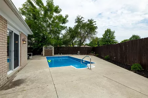 39740 Coronation, Canton, MI 48188 photo 39