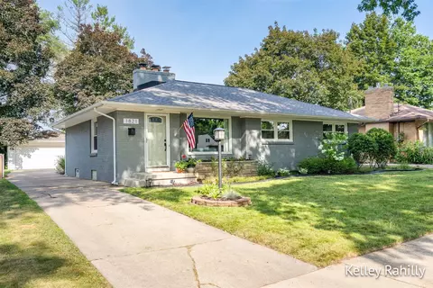 1821 Woodward, Grand Rapids, MI 49506