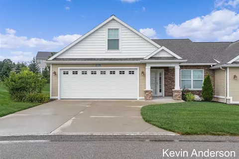 6511 Potters Wheel # 106, Caledonia, MI 49316