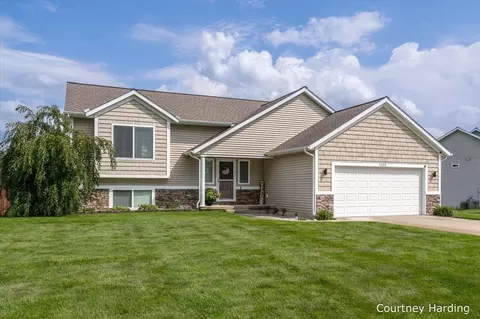 4263 Railside, Dorr, MI 49323 photo 2