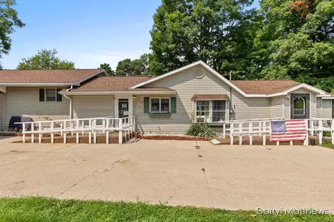 298 Hawley, Hesperia, MI 49421