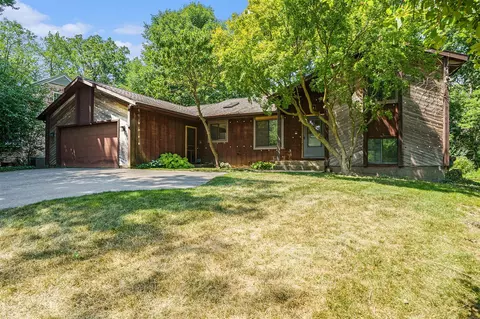 37 Sunnybrook, Grand Rapids, MI 49506