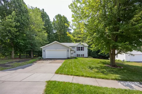 342 Willow Run, Wayland, MI 49348