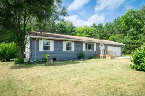 745 Flat Riv, Lowell, MI 49331 photo 4