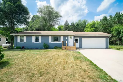 745 Flat Riv, Lowell, MI 49331 photo 3