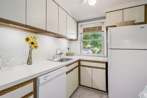 2832 Pittsfield #139, Ann Arbor, MI 48104 photo 13