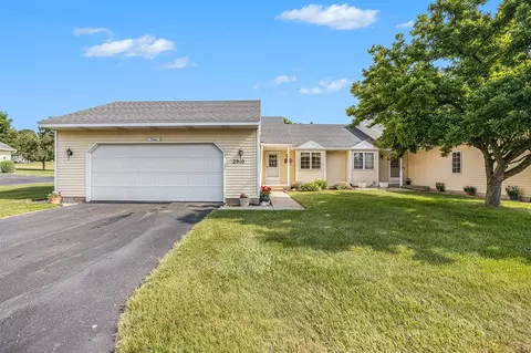 2910 Parkside, Jenison, MI 49428