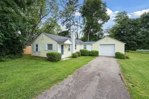 192 S West, Hillsdale, MI 49242