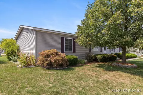 7429 Curry, Caledonia, MI 49316 photo 2