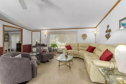 7429 Curry, Caledonia, MI 49316 photo 4