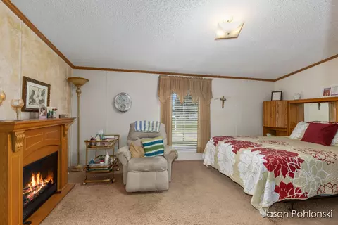 7429 Curry, Caledonia, MI 49316 photo 9
