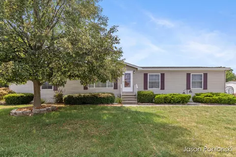 7429 Curry, Caledonia, MI 49316