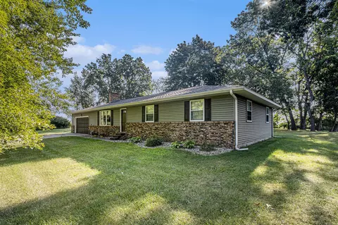 70233 Carolyn, Sturgis, MI 49091