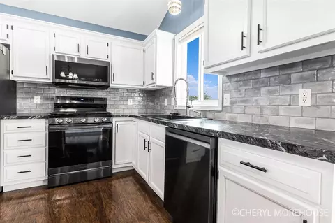 Kitchen - 1758 Cuper, Dorr, MI 49323 photo 2 of 2