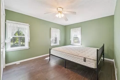 Bedroom - 7000 N Sandstone, Jackson, MI 49201 photo 1 of 5