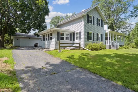 Exterior - 7000 N Sandstone, Jackson, MI 49201 photo 6 of 11