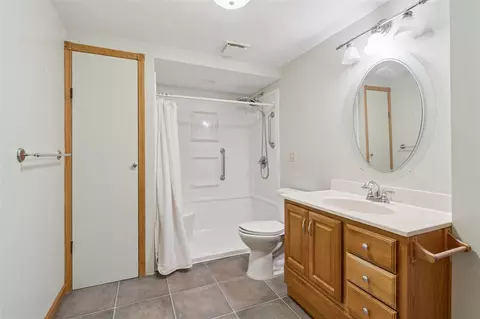 Bath - 7000 N Sandstone, Jackson, MI 49201 photo 2 of 2