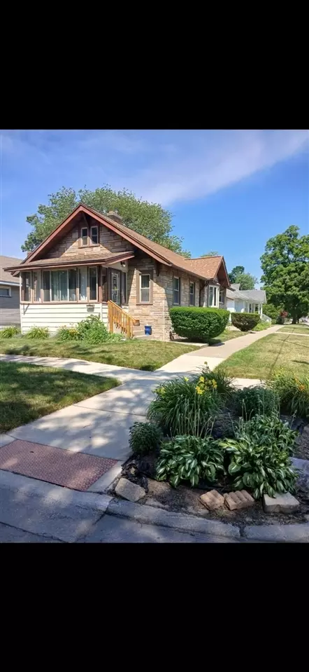 1734 5th, Muskegon, MI 49441