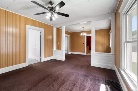 Living - 1125 Walker, Jackson, MI 49202 photo 3 of 3