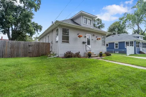 Exterior - 1125 Walker, Jackson, MI 49202 photo 3 of 7