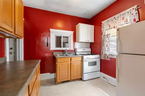 Kitchen - 1125 Walker, Jackson, MI 49202 photo 1 of 2
