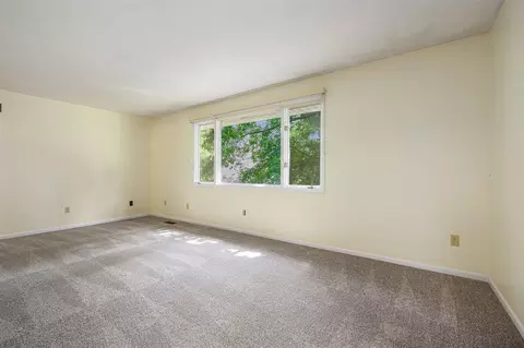 943 Eldridge, Kalamazoo, MI 49006 photo 7