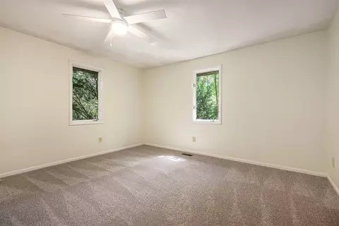 943 Eldridge, Kalamazoo, MI 49006 photo 12
