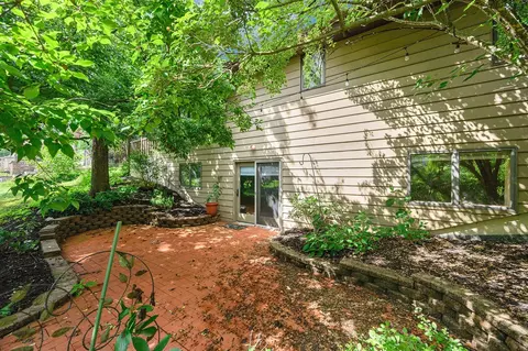 943 Eldridge, Kalamazoo, MI 49006 photo 23