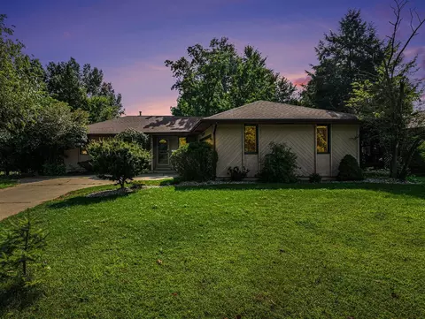 943 Eldridge, Kalamazoo, MI 49006 photo 2