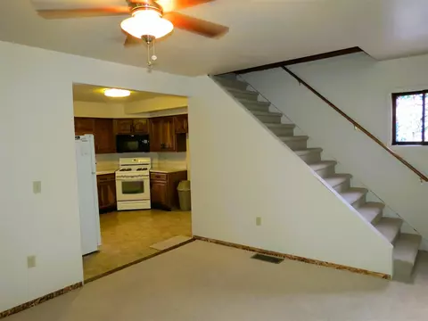 1216 Knapp, Jackson, MI 49203 photo 15